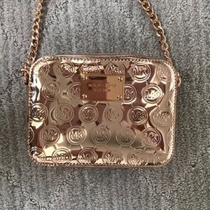 Micheal Kors Rose Gold Crossbody bag